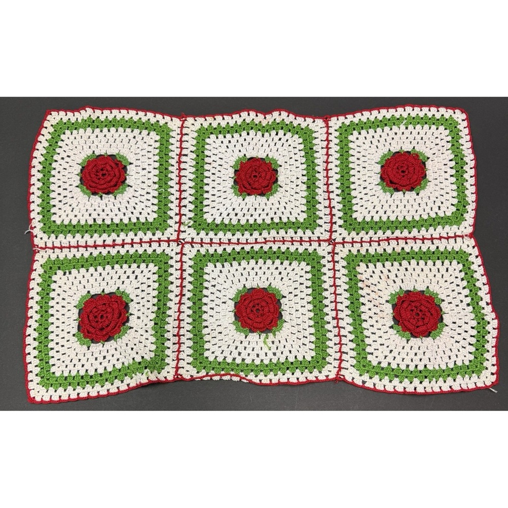 VTG Crochet Handmade 3D Roses Table Topper‎ Granny Squares Crafting Repurpose